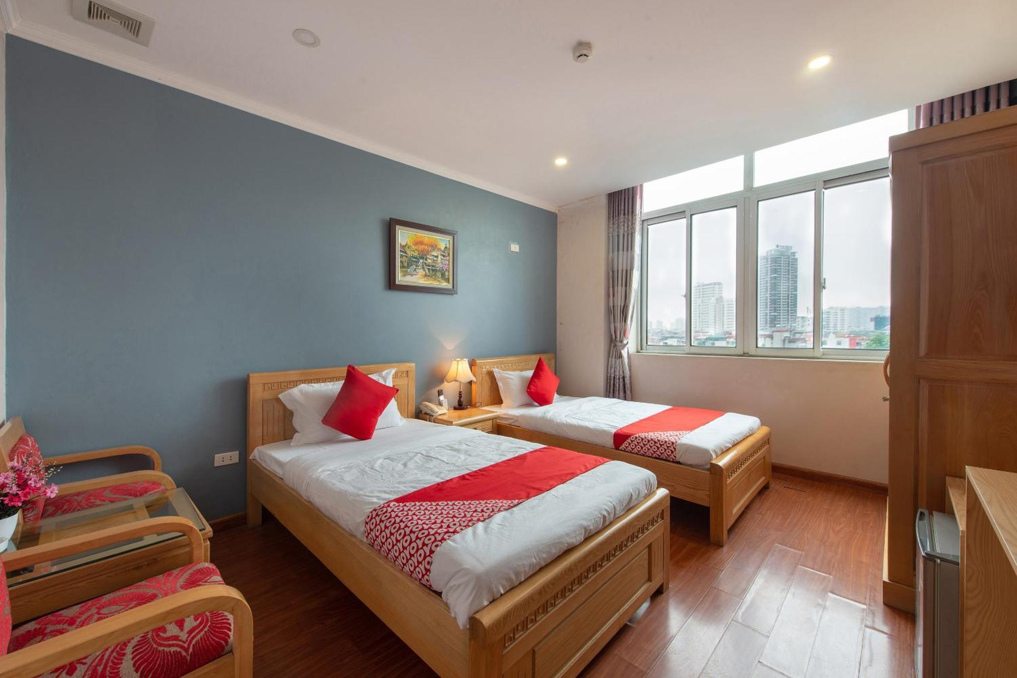 Capital O 417 Truong Son Hotel Hanoi Kültér fotó