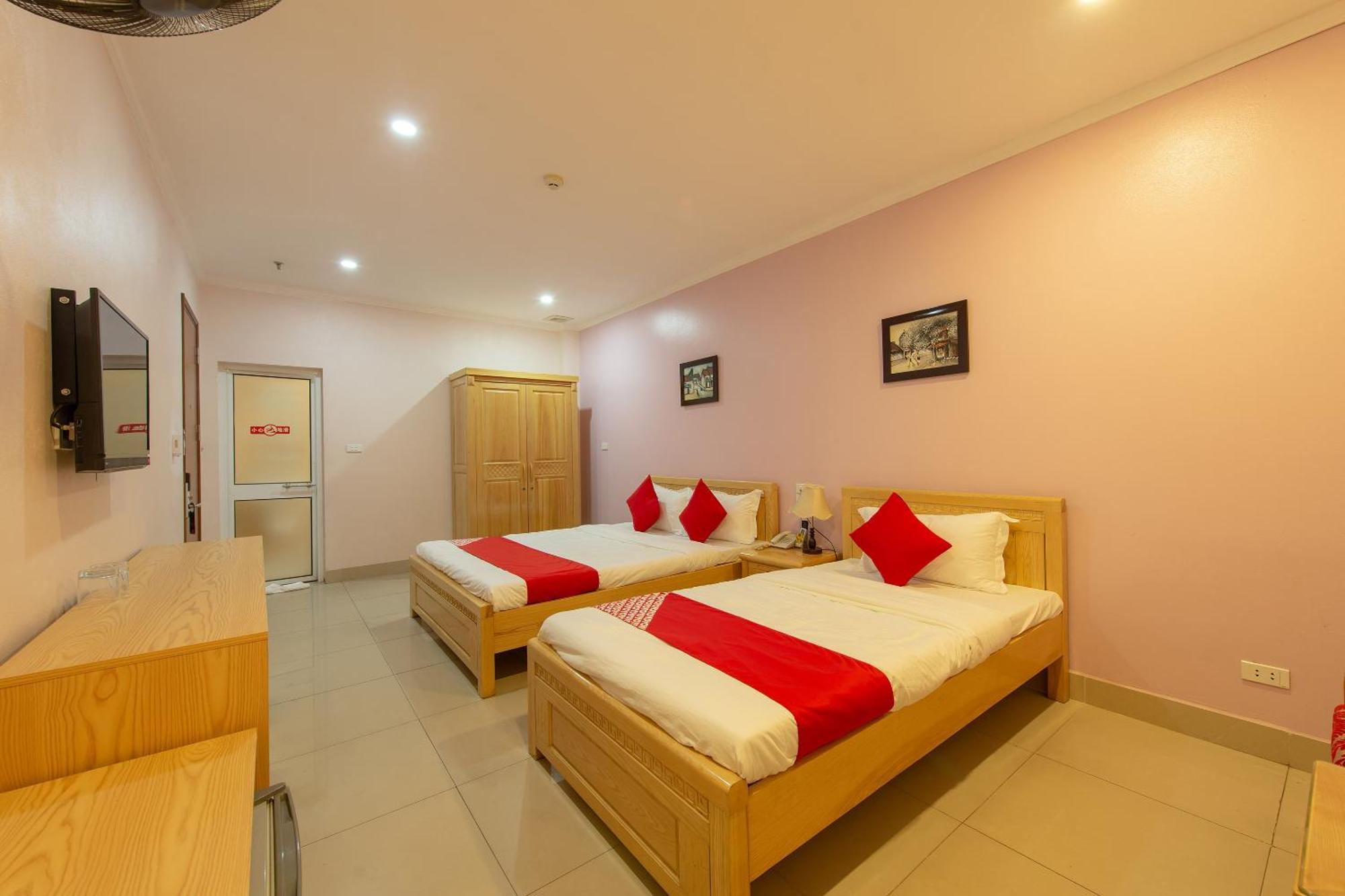 Capital O 417 Truong Son Hotel Hanoi Kültér fotó