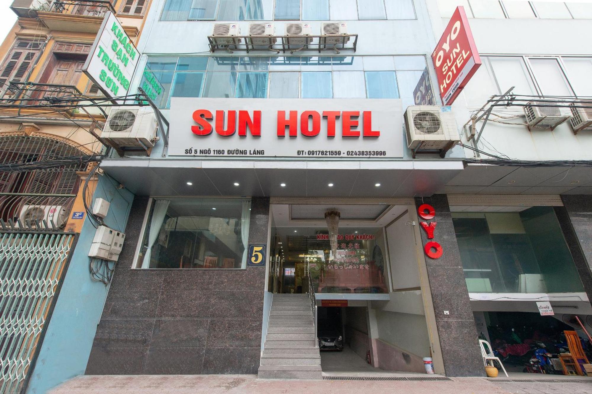 Capital O 417 Truong Son Hotel Hanoi Kültér fotó