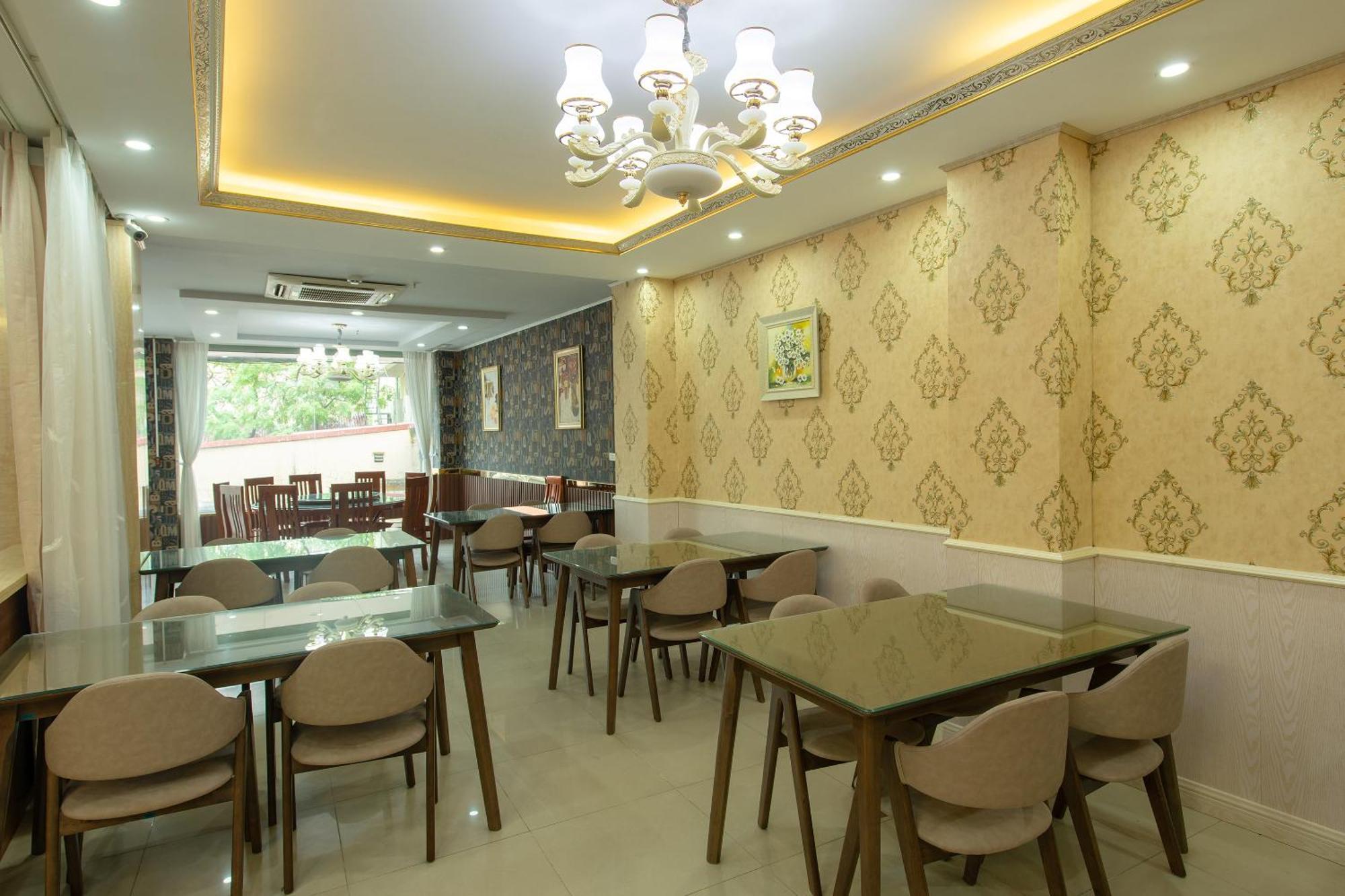 Capital O 417 Truong Son Hotel Hanoi Kültér fotó